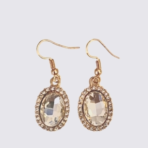 Oval Crystal Frame Gold plated Earrings - Picture 3 of 3